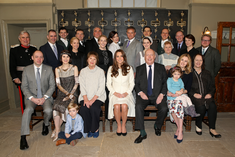 Illustration for article titled Be Cool, Anglophiles: Kate Middleton Visited the Set of Downton Abbey